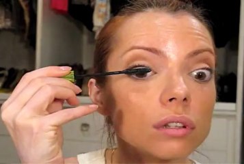 Julia Petit Passo a Passo Bronze Artificial