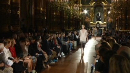 Stella McCartney daisy-filled spring