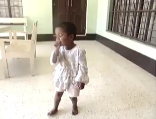funny chaild singer  up load by =Mian Azeem Tariq