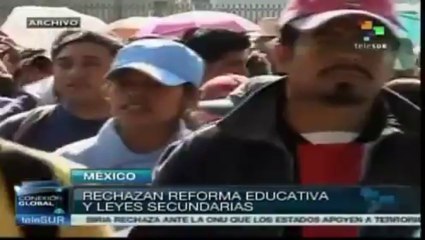 Maestros mexicanos acuerdan reforzar sus movilizaciones