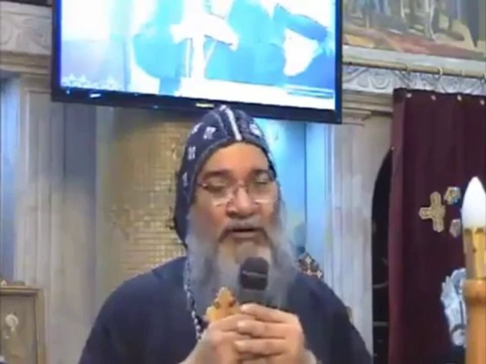 L’evêque d’El Menia, Anba Makarios visé par un attentat islamiste, miraculeusement sauvé