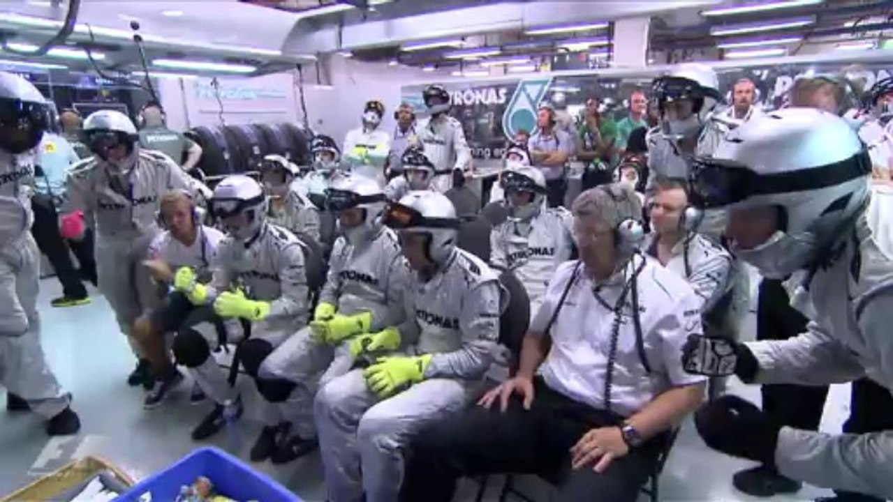 Formula1.2013.Round13.Singapore.Highlights.Clip.FOM