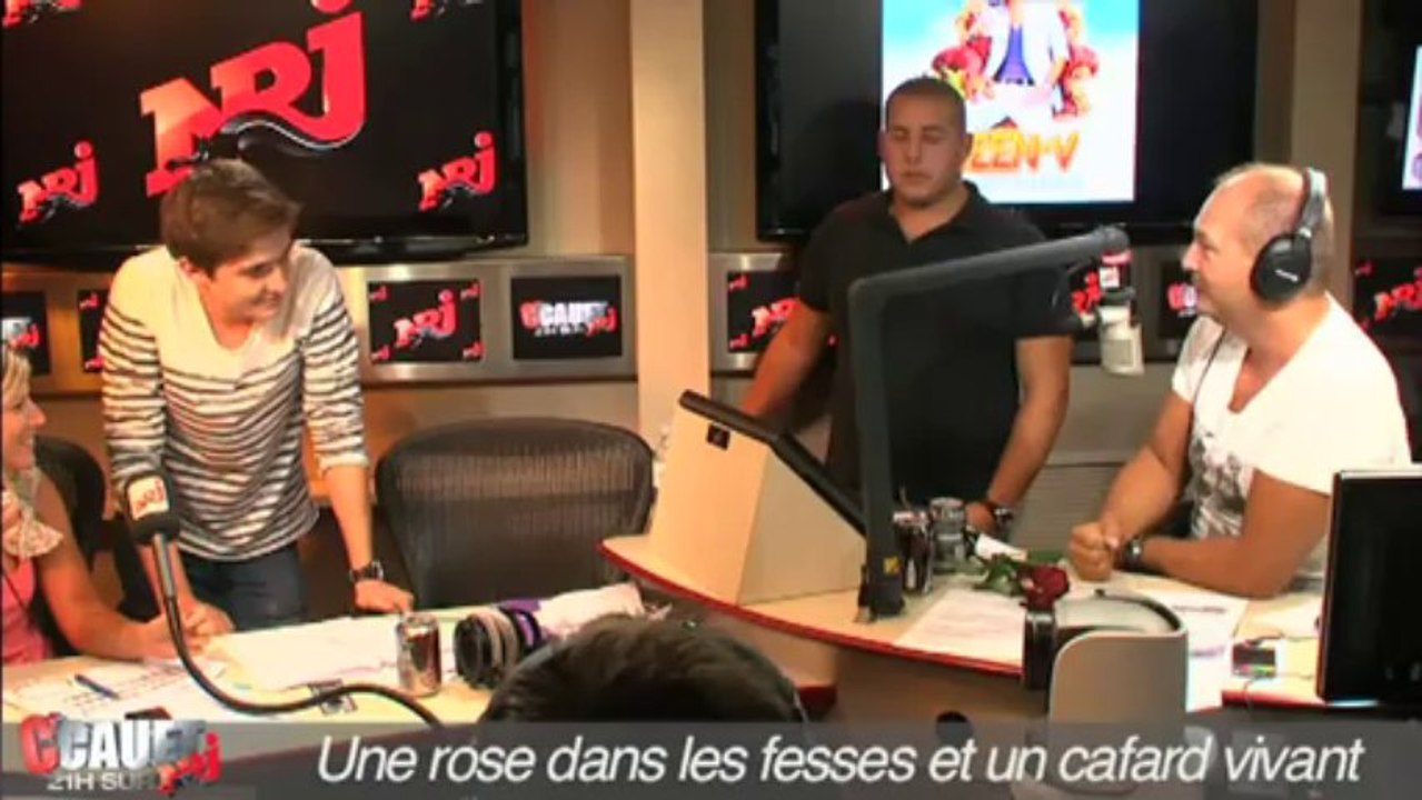 Une rose dans les fesses et un cafard vivant - C'Cauet sur NRJ