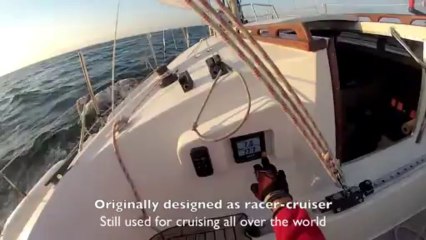 Ghost sailing a Jeanneau Gin Fizz