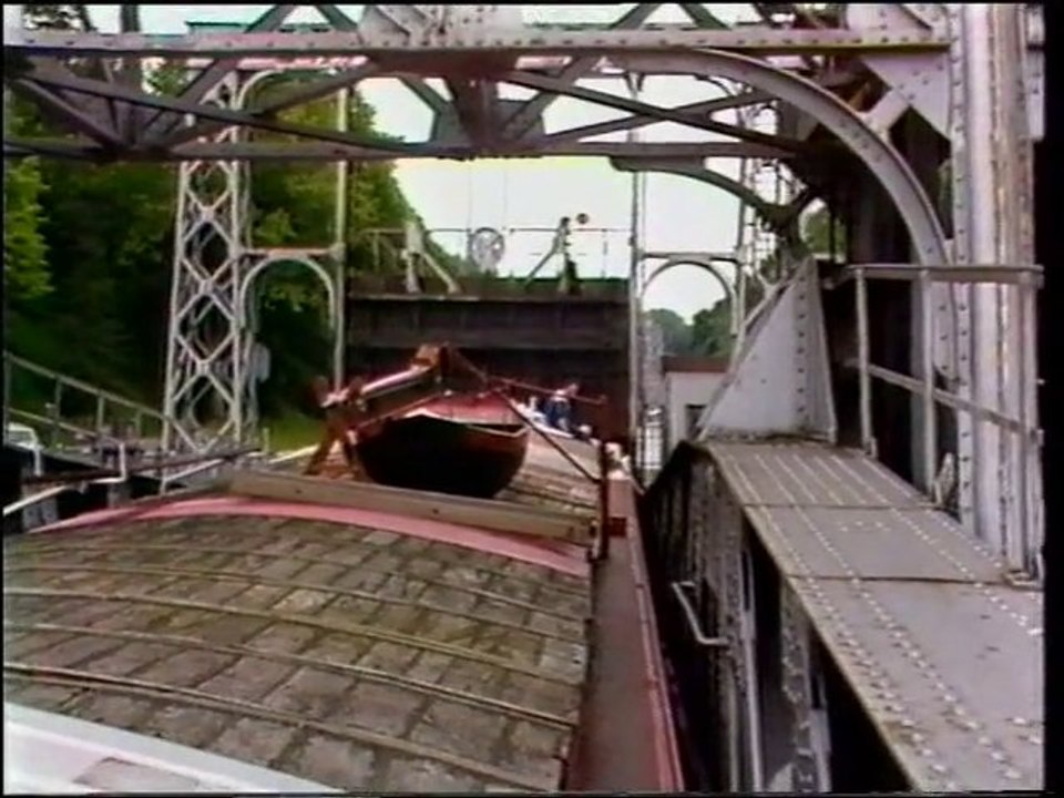 Les quatre ascenseurs du canal du Centre et leur site