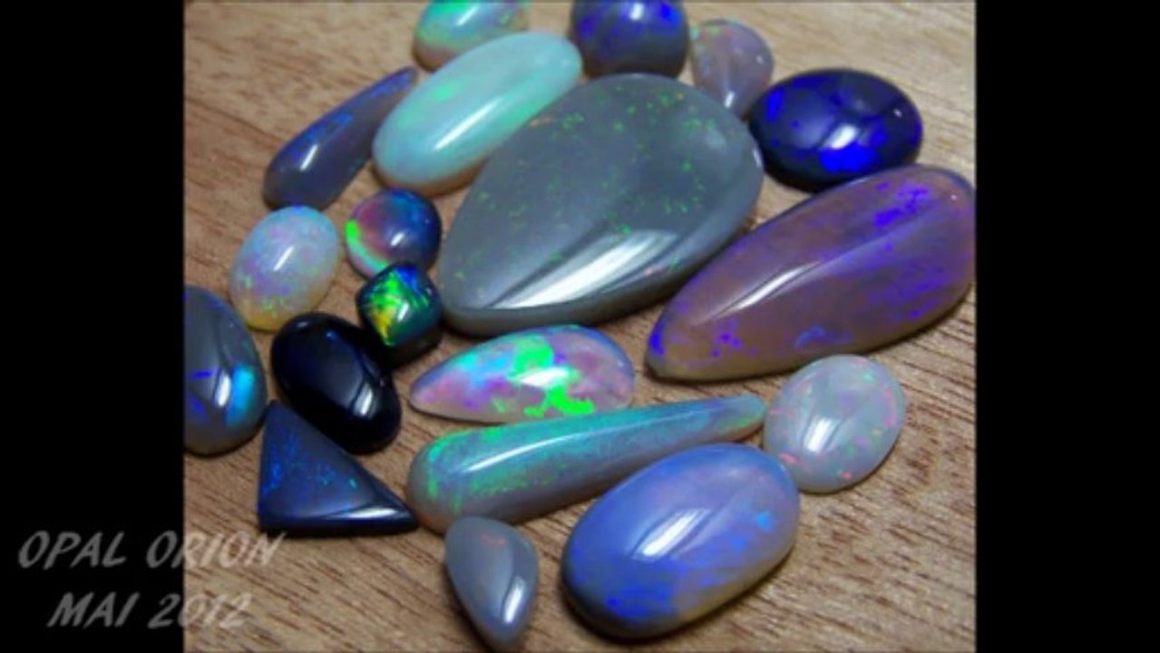 OC644 - OPAL ORION - Lot de 19 Opales 45.60 ct Lightning Ridge Australie