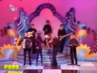 Mira Skoric - Kosa crna (marketing ekspres)