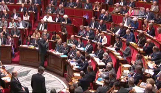 NKM vs Peillon sur les rythmes scolaires