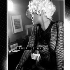 Rihanna's "Pour It Up" Music Video Hot Behind The Scenes