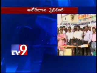 Seemandhra MPs have a moral duty to resign - Ashok Babu