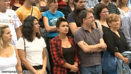 Una manifestación para apoyar a los miembros de Herrira