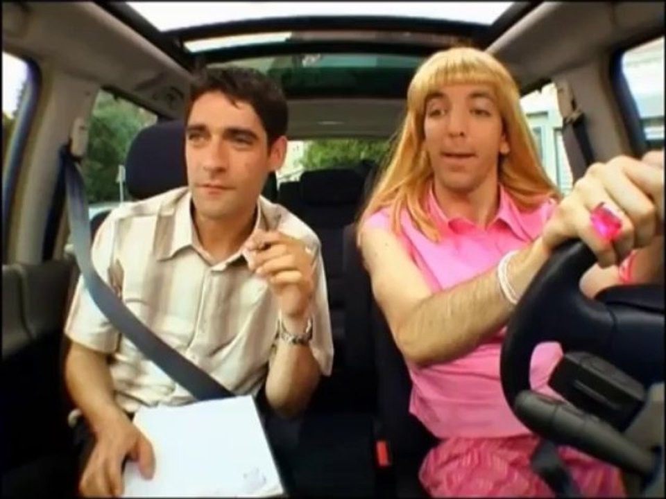 Samantha Oups ! Samantha passe son permis