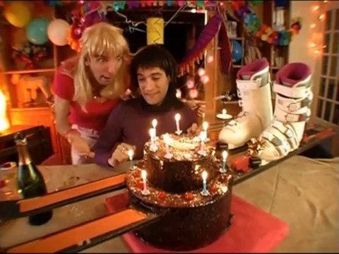 Samantha Oups ! Samantha prépare l'anniversaire de Chantal (partie 1)