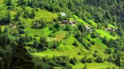 Descargar video: Discover Turkey - Çamlıhemşin and Ayder plateau (a summer resort in Rize Province)