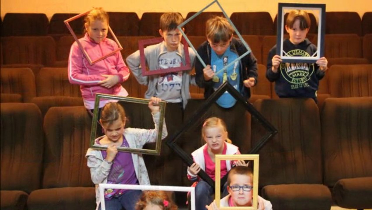 Ecole Theatre mercredi 11h-12h JulieComm