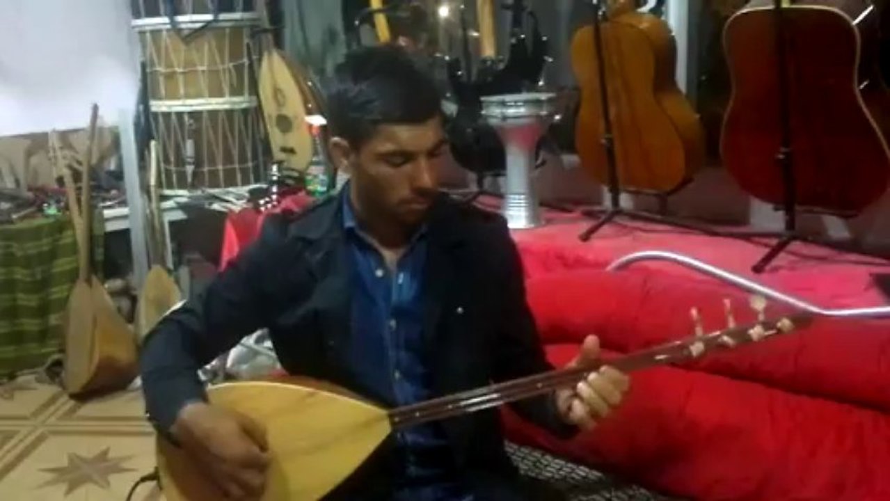 idris amator saz