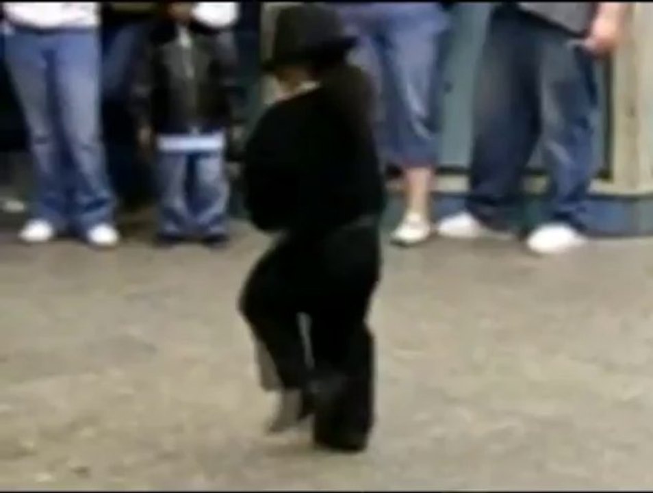 Combat The Fat Dwarf With Hairy Balls