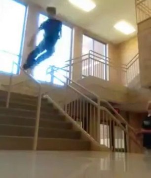 Comment s'exploser les jambes dans les escaliers...? Parkour Fail!!