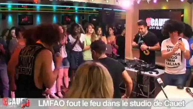 LMFAO fout le feu dans le studio de NRJ - C'Cauet sur NRJ