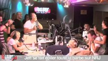 Jeff subit une épilation de la barbe - C'Cauet sur NRJ