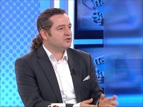 Göğüs Estetiği Kaç Yaşında Yapılmalıdır Op.Dr.Fatih Dağdelen