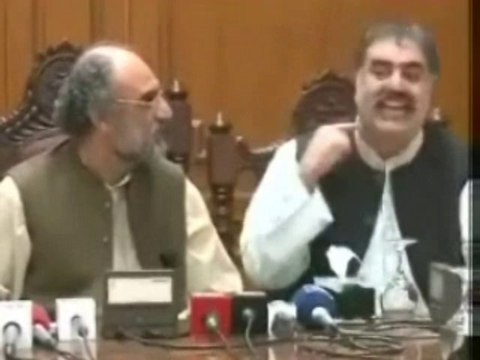 Sanaullah Zehri & Aslam Raisani’s vulgar encounter with Farzana Raja