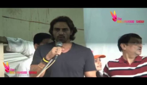 Arjun Rampal at The Walkathon 2013 flagged by MP Sanjay Nirupam on World Heart Day