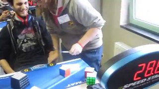 Marcell Endrey Rubik's Cube blindfolded World Record 28.80s
