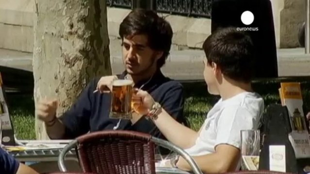 Tourist season end means Spanish jobless rise