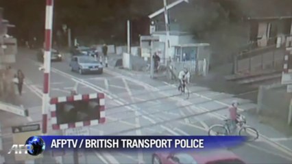 UK cyclist's near miss at train crossing