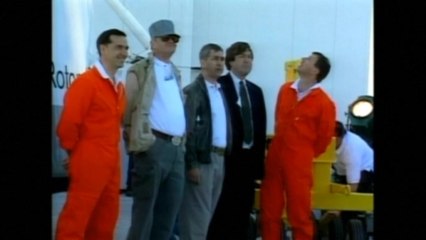 Tom Clancy dies at the age of 66