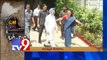 Seemandhra Cong leaders gang up against CM Kiran - Tv9 report