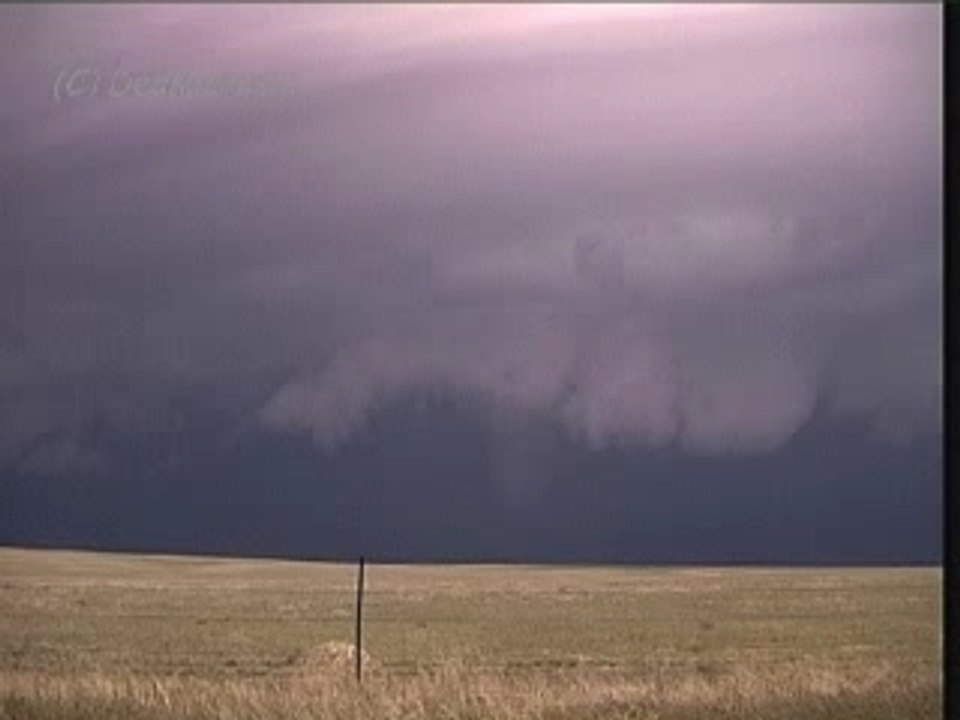 Tornade de nuit. Dean Gill