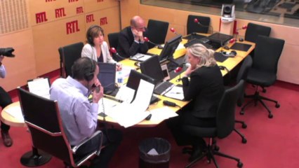 Télécharger la video: Marine Le Pen répond aux auditeurs de RTL