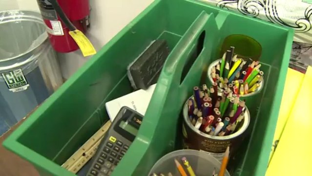 Visite à l'école d'Arctic Bay avec Emmanuel Boss, scientifique © V.Hilaire/francetv nouvelles écritures/Thalassa/Tara Expéditions
