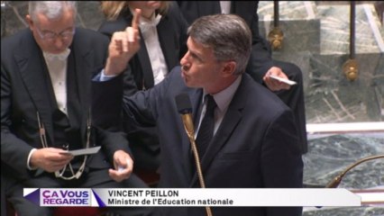 Rythmes scolaires : Peillon défend sa réforme