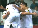 Santos, com um a menos, derrota o São Paulo na Vila