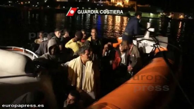 Al menos 94 muertos en el naufragio de Lampedusa