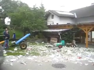 Waste Cannon & Homemade Bomb: Stupid friends playing!!