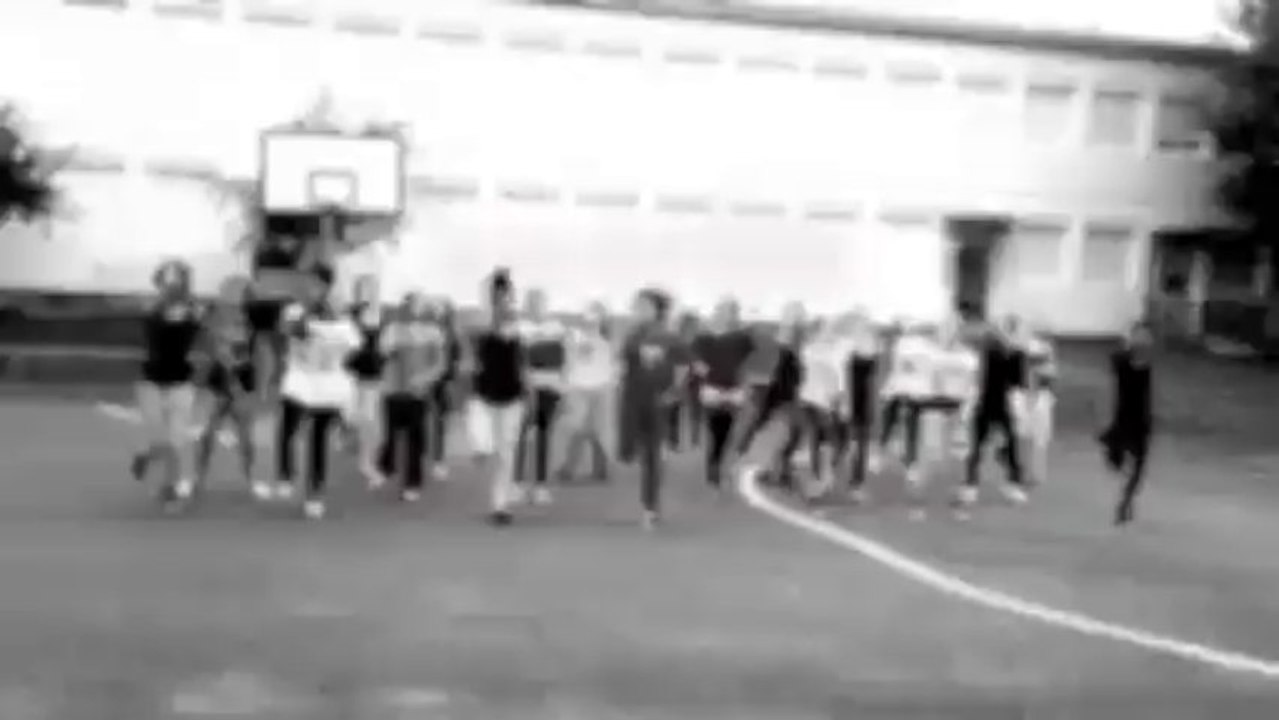 Art'ikule - Mz Bratt 'Get Dark'    Hip Hop collège 11-14ans chorégraphie Cla From L