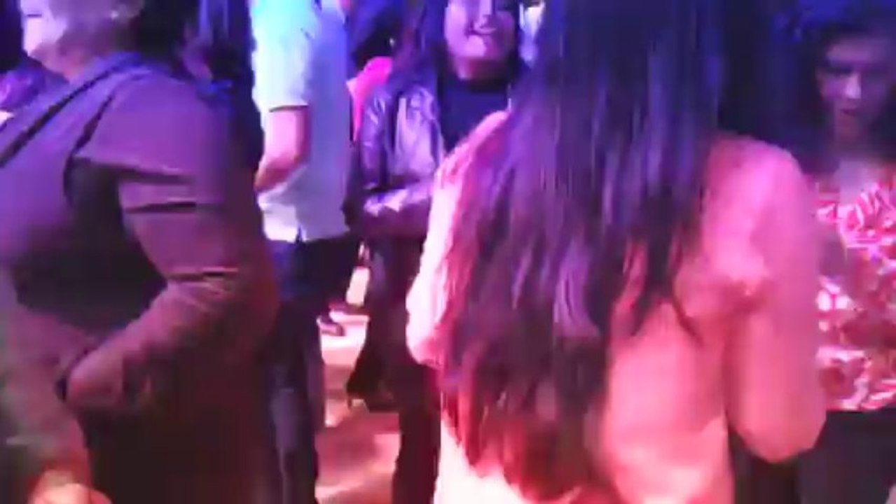 Brisas Titicaca - Cena familia de Abel v1