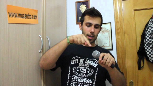 Tutoriales de Beatbox en Español #26: CHECK THE MICROPHONE!