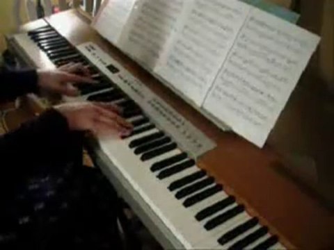 Learn to Play Piano with Rocket Piano