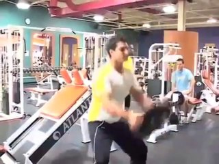 How to lose bum fat - Review of no-nonsense muscle building program