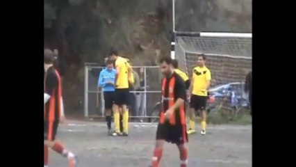 Hakemden mavi(!) kart!