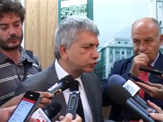 TG 03.10.13 Vendola al Papa: "I morti di Lampedusa colpa dell'Italia altro che  globalizzazione"