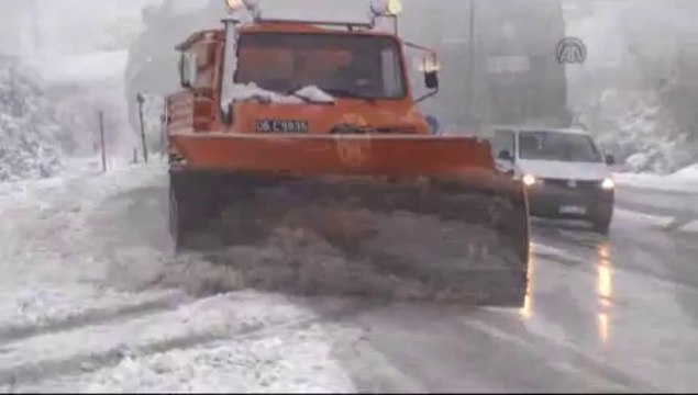 Bolu Dağında kar yağışı başladı