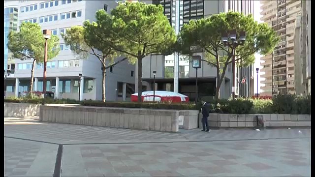 Napoli - Minaccia di lanciarsi dal Palazzo della Regione (03.10.13)