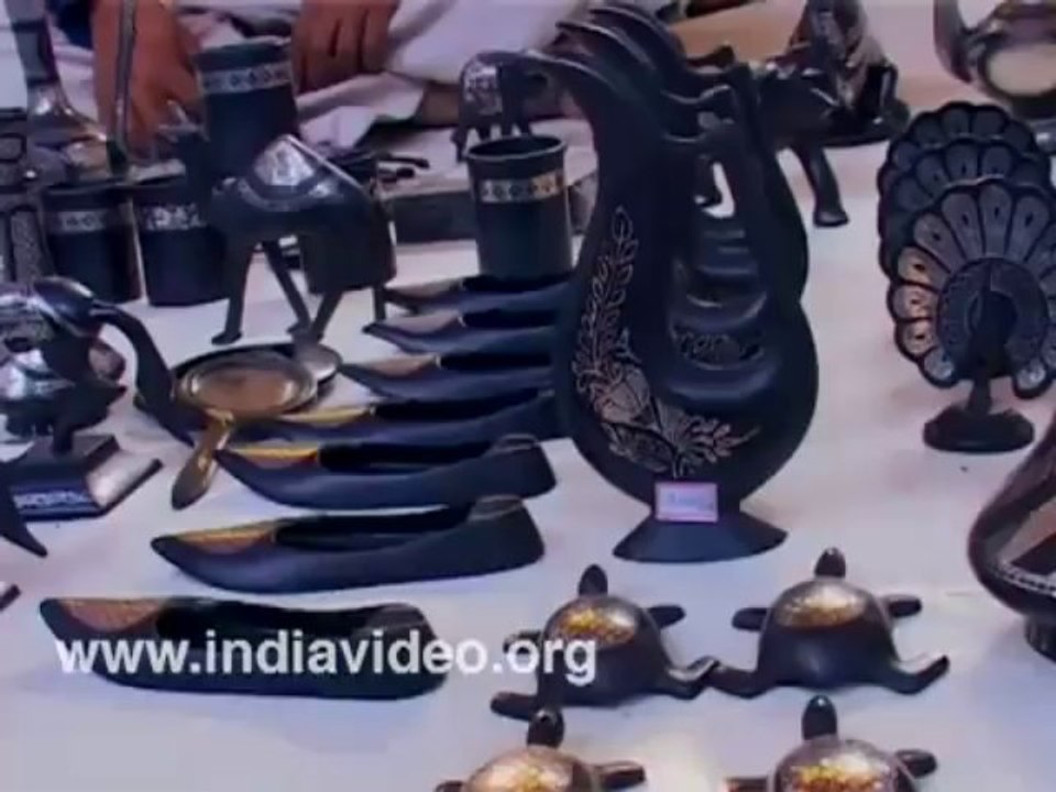 Bidri craft decorative items Karnataka