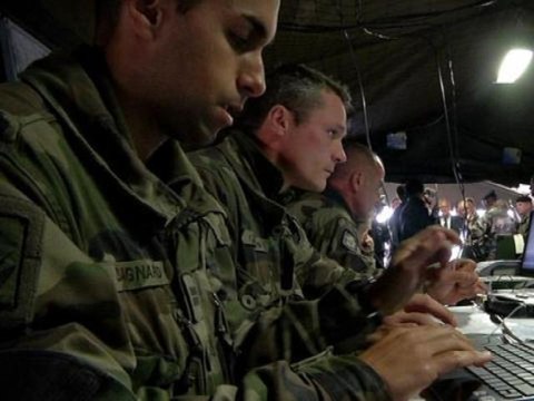 Armée: restructuration et suppressions de régiments pour 2014 - 03/10